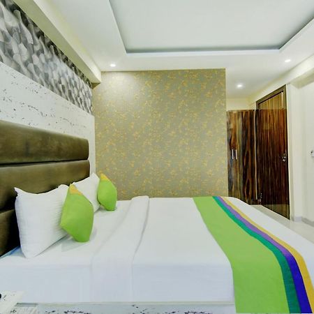 Treebo Trend Smart Signature New Delhi Exterior photo