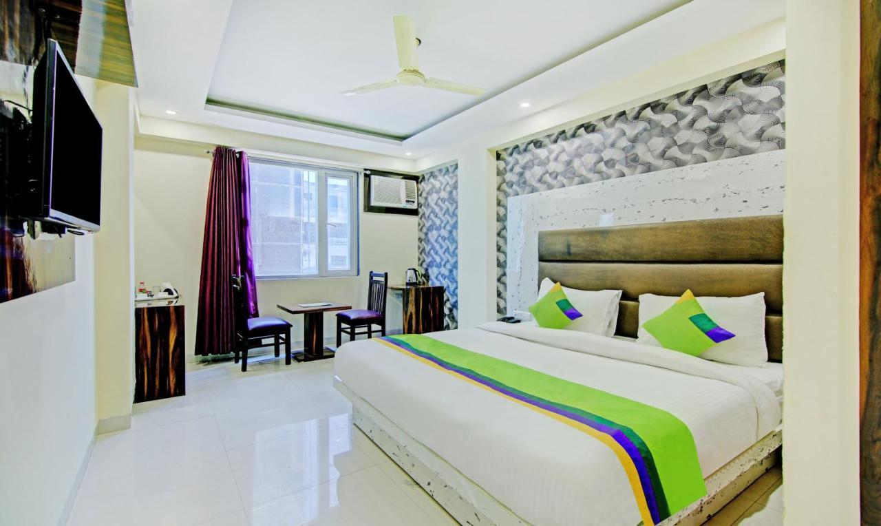 Treebo Trend Smart Signature New Delhi Exterior photo