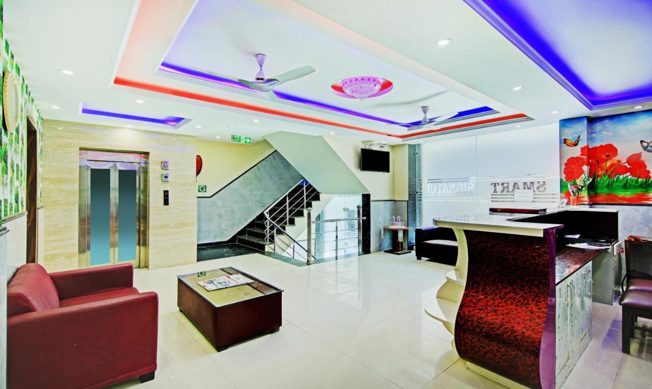 Treebo Trend Smart Signature New Delhi Exterior photo